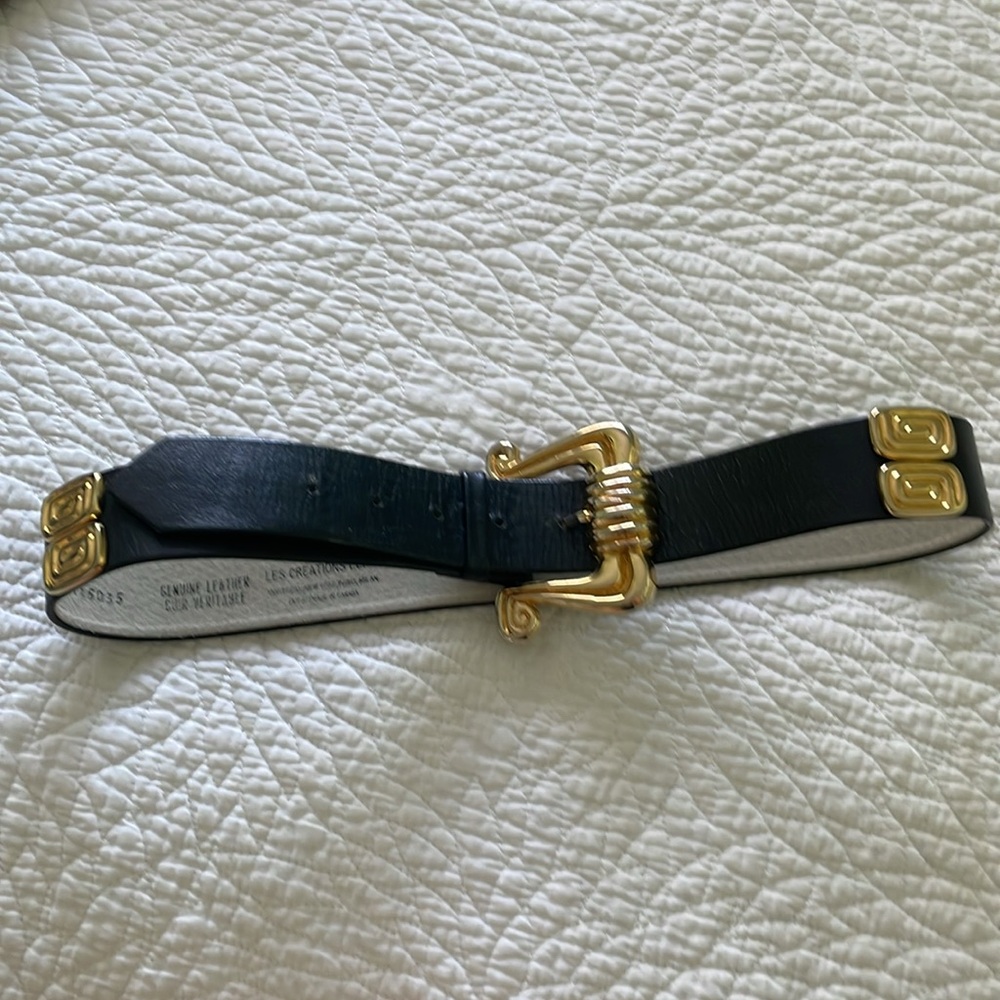 Vintage Gold Buckle Black Genuine Leather Made in Canada Size 32 as is